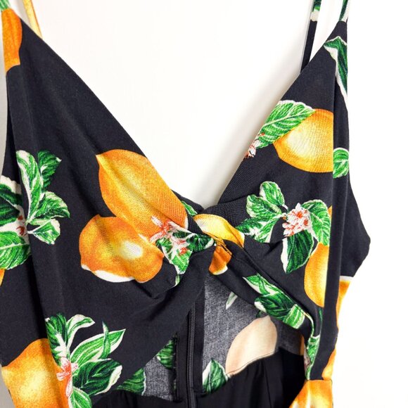 Urban Outfitters Kimchi Blue Lemon Print Peekaboo Romper Size 2 - Picture 3 of 6